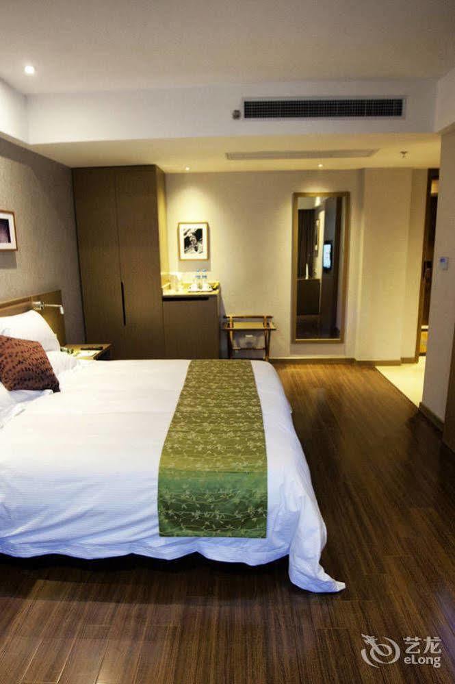 Heyi Hotel Hefei Changjiang Middle Road Kültér fotó