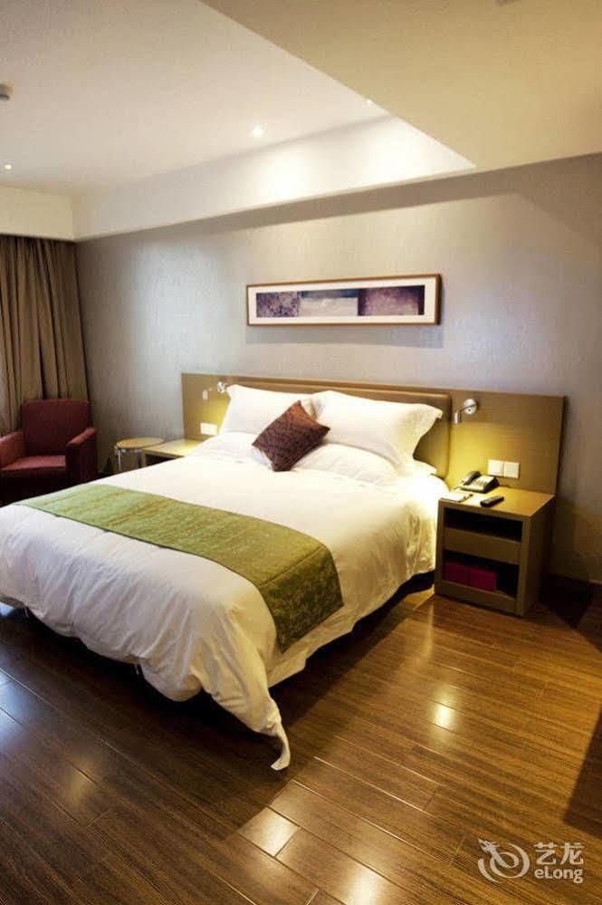 Heyi Hotel Hefei Changjiang Middle Road Kültér fotó